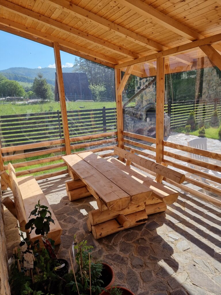 terasa Furtuna Family Villa